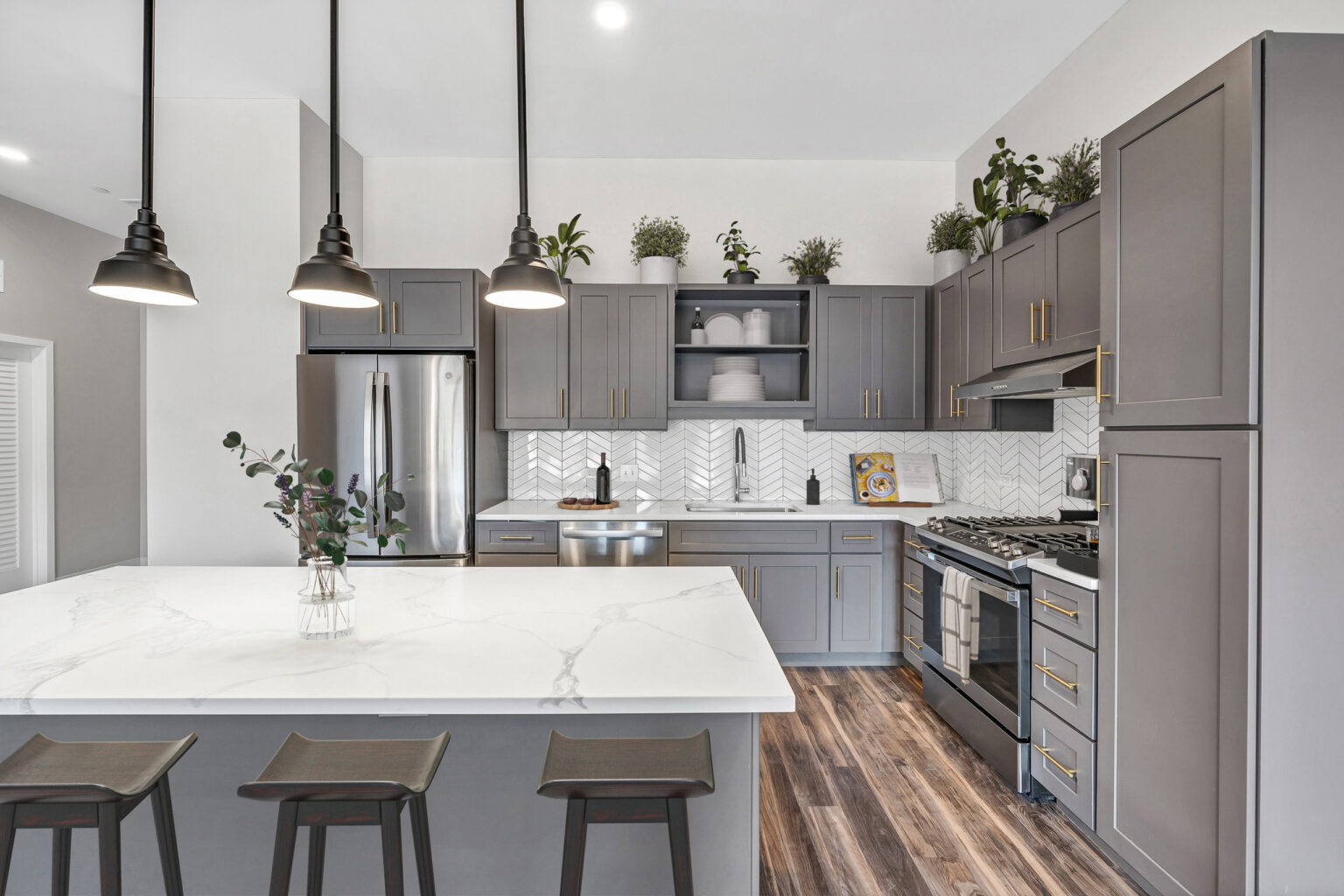ProCraft Cabinetry - Cabinet Showcase Group